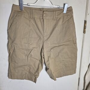St John's Bay Stretch Tan Shorts Women's Size 14